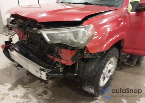 2016 Toyota 4Runner Sr5 z USA, uszkodzony, nr VIN JTEBU5JR8G5330422